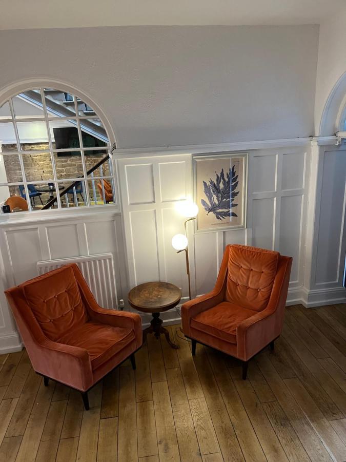 The Warwick Arms Hotel Zewnętrze zdjęcie