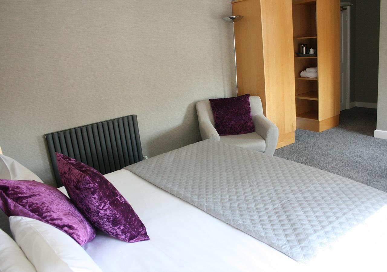The Warwick Arms Hotel Zewnętrze zdjęcie