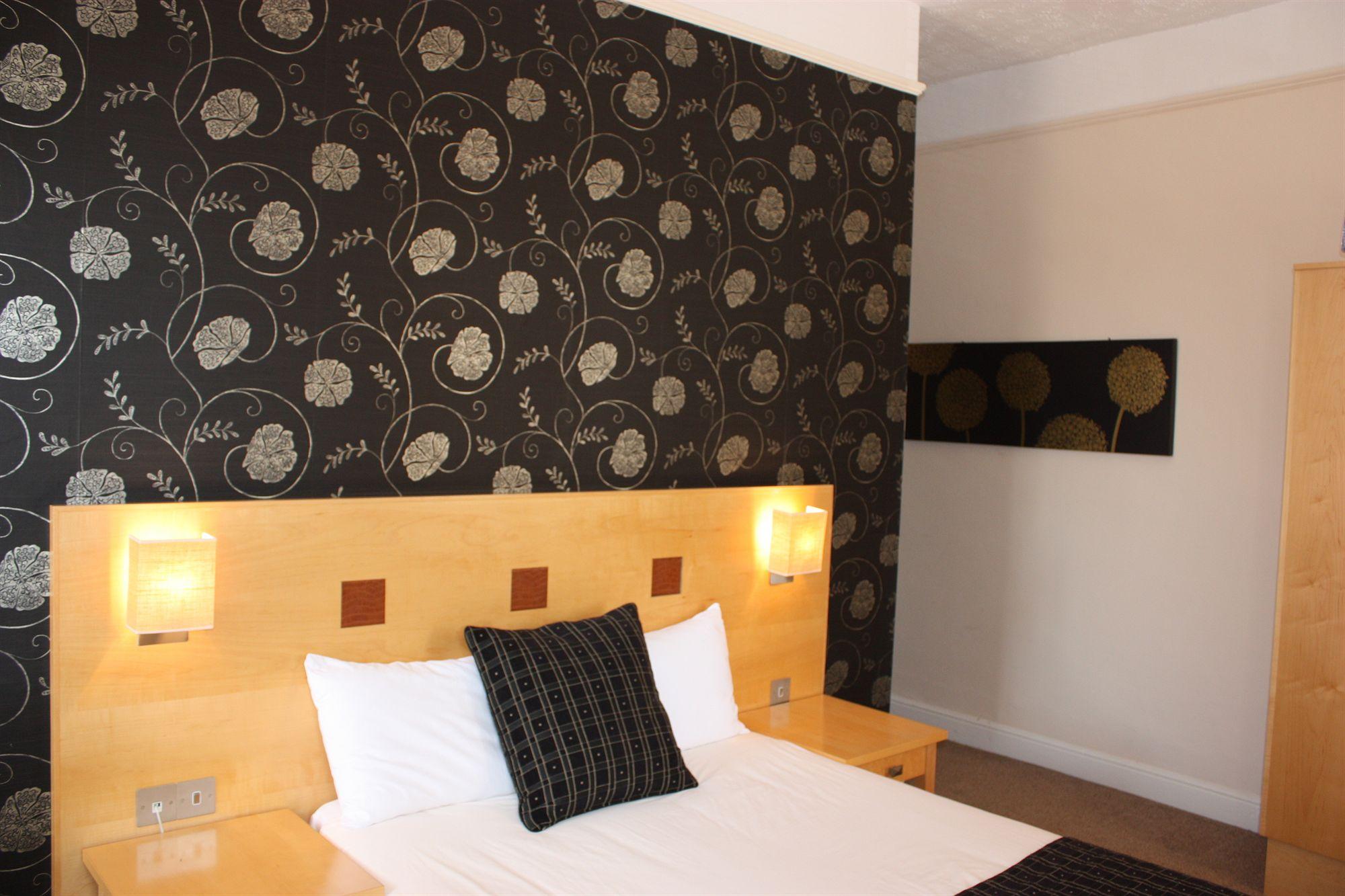 The Warwick Arms Hotel Zewnętrze zdjęcie